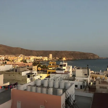 Daire Petit Palace With Wifi Los Cristianos (Tenerife)