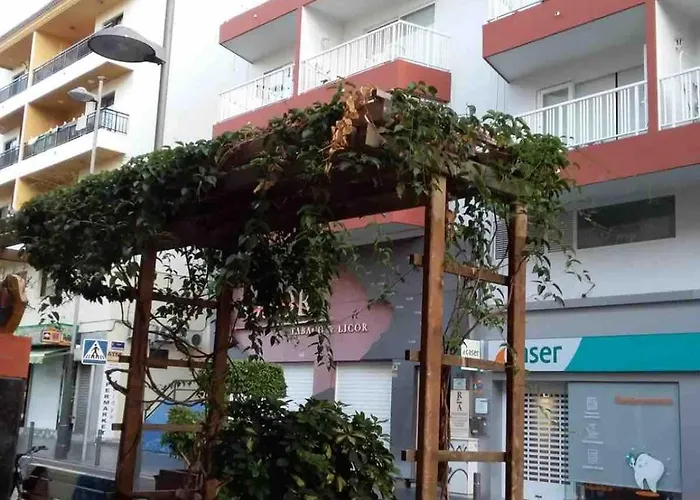 Petit Palace With Wifi 洛斯克里斯蒂亚诺斯